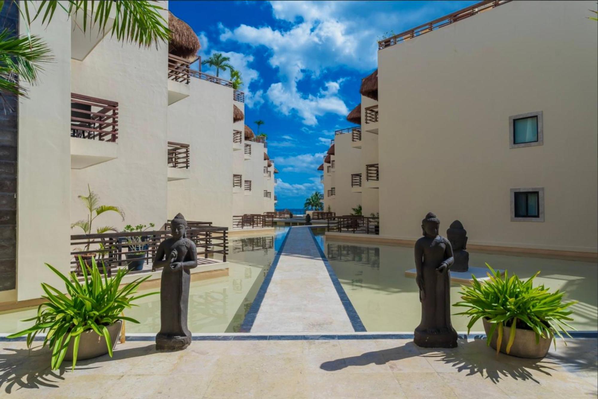 דירות פלאייה דל כרמן Departamento En Aldea Thai Con Terraza, Vista Al Mar Y Alberca Privada, Para 8 Personas מראה חיצוני תמונה